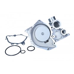 POMPA WODY BMW M62 3,5 V8 E38/